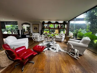 Casa com 3 Quartos à venda, 650m² no Flamboyant Residencial Park, Uberaba