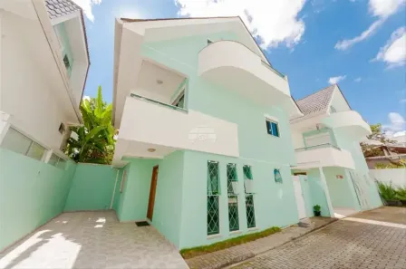 Sobrado com 2 Quartos à venda, 160m² no Centro Cívico, Curitiba