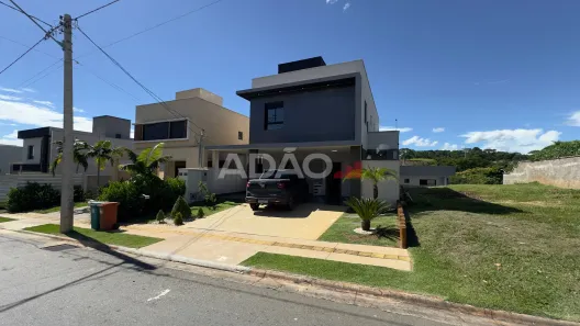 Casa de Condomínio com 4 Quartos à venda, 165m² no Jardins Capri, Senador Canedo
