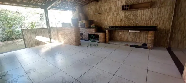 Casa com 2 Quartos para alugar, 90m² no Araguaia, Belo Horizonte