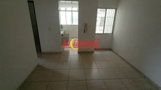 Apartamento com 2 Quartos para alugar, 45m² no Centro, Guarulhos