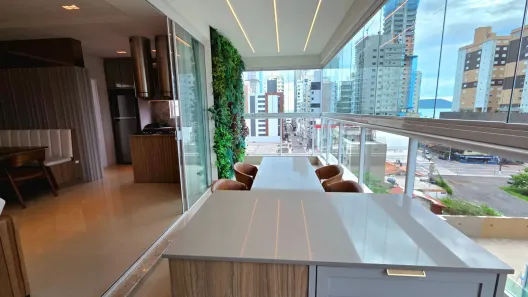 Apartamento com 4 Quartos à venda, 145m² no Meia Praia, Itapema