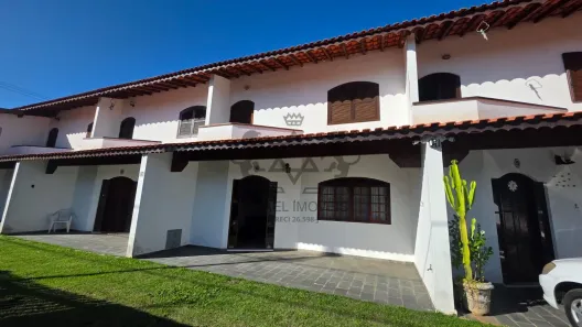 Sobrado com 2 Quartos à venda, 85m² no Jardim Brasil, Caraguatatuba