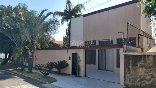 Sobrado com 4 Quartos à venda, 253m² no Vila Anhangüera, Campinas