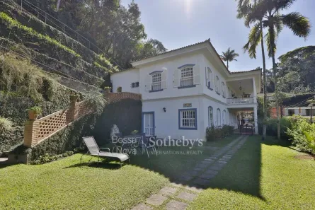 Casa com 6 Quartos à venda, 500m² no Centro, Petrópolis