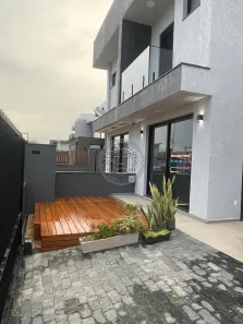 Casa com 3 Quartos à venda, 196m² no Campeche, Florianópolis