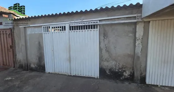 Casa com 2 Quartos à venda, 130m² no Santa Maria, Brasília