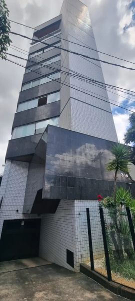 Apartamento com 3 quartos — Serra, Belo Horizonte