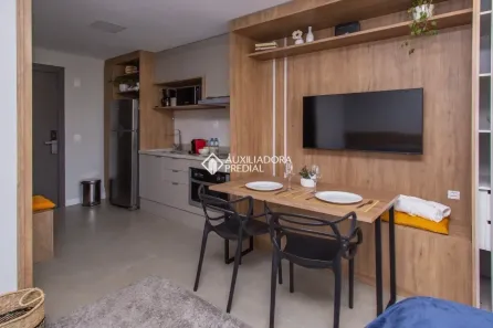 Apartamento com 1 Quarto à venda, 30m² no Três Figueiras, Porto Alegre