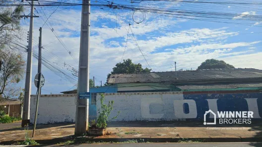 Lote/Terreno à venda, 243m² no Zona 06, Maringá