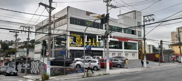 Prédio Comercial à venda, 1050m² no Rio Pequeno, São Paulo