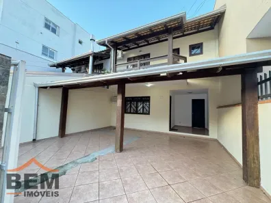 Casa com 3 Quartos à venda, 160m² no Fazendinha, Itajaí