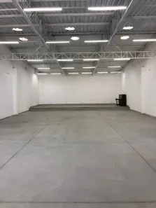 Galpão/Depósito/Armazém para alugar, 320m² no Parque São Luís, Taubaté