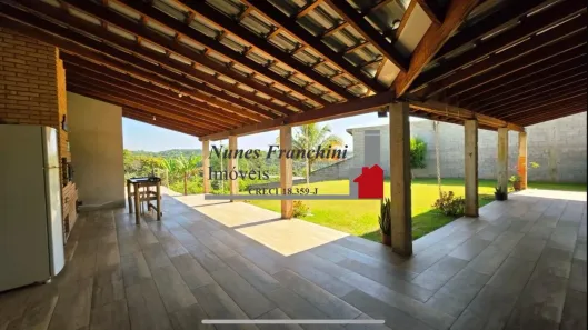 Fazenda/Sítio com 3 Quartos à venda, 260m² no Maracanã, Jarinu