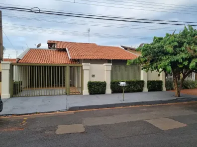 Casa com 3 Quartos à venda, 260m² no Parque São Miguel, São José do Rio Preto