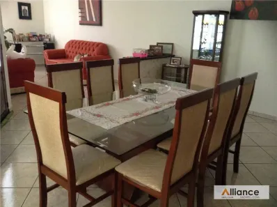 Casa com 3 Quartos à venda, 276m² no Parque Novo Mundo, Americana