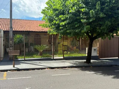 Casa com 3 Quartos à venda, 180m² no Jardim Nazareth, São José do Rio Preto
