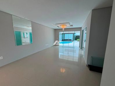 Casa com 6 Quartos à venda, 497m² no Estados, Balneário Camboriú