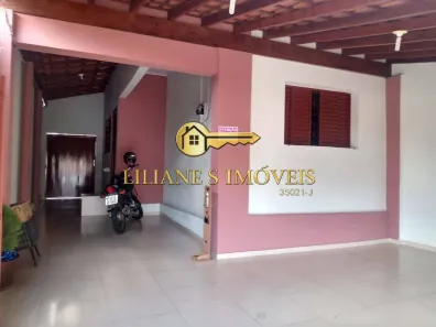 Casa com 2 Quartos à venda, 211m² no Centro, Araraquara