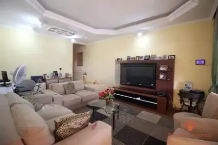 Sobrado com 3 Quartos à venda, 250m² no Quitaúna, Osasco