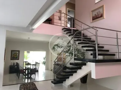 Sobrado com 4 Quartos à venda, 416m² no Jardim Karaíba, Uberlândia