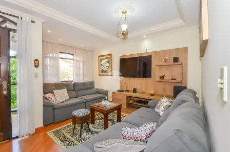Casa com 7 Quartos à venda, 300m² no Barreirinha, Curitiba