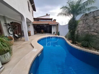 Casa com 3 Quartos à venda, 250m² no Cidade São Francisco, São Paulo