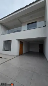 Sobrado com 3 Quartos à venda, 187m² no Jardim Imperial, Maringá