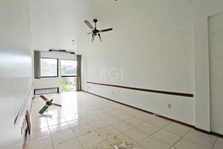 Sala Comercial à venda, 34m² no Teresópolis, Porto Alegre