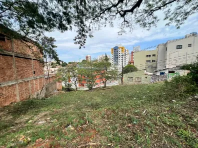 Lote/Terreno à venda, 825m² no Boa Vista, Londrina