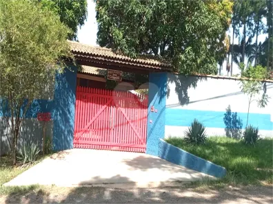 Fazenda/Sítio com 3 Quartos à venda, 225m² no Monterrey, Louveira