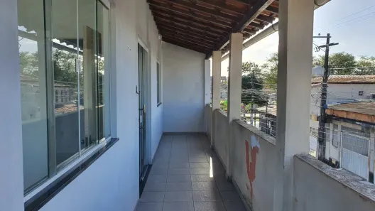 Casa com 2 Quartos para alugar, 90m² no Gleba A, Camaçari