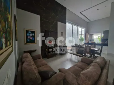 Casa de Condomínio com 3 Quartos para alugar, 200m² no Shopping Park, Uberlândia