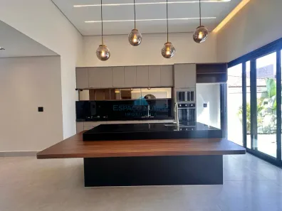 Casa com 3 Quartos à venda, 245m² no Centro, Franca