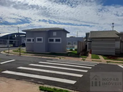 Casa de Condomínio com 3 Quartos para alugar, 70m² no Parque Residencial Damha II, Presidente Prudente