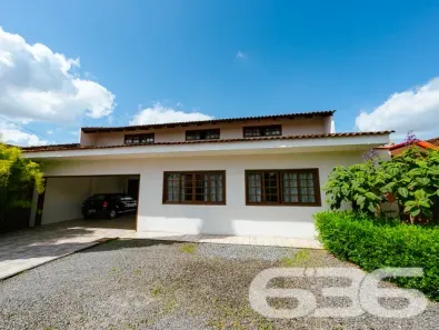 Sobrado com 5 Quartos à venda, 330m² no Floresta, Joinville
