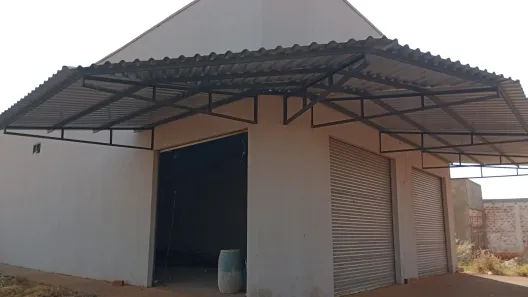 Galpão/Depósito/Armazém para alugar, 186m² no Residencial Solar Embaúba, Trindade