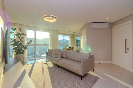 Apartamento com 3 Quartos à venda, 130m² no Centro, Balneário Camboriú