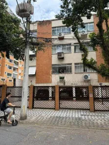 Apartamento com 3 Quartos para alugar, 140m² no Gonzaga, Santos