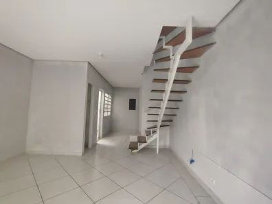 Sobrado com 2 Quartos para alugar, 120m² no Vila Monumento, São Paulo