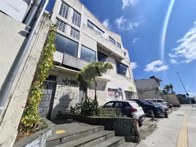 Prédio Comercial à venda, 1675m² no Imirim, São Paulo