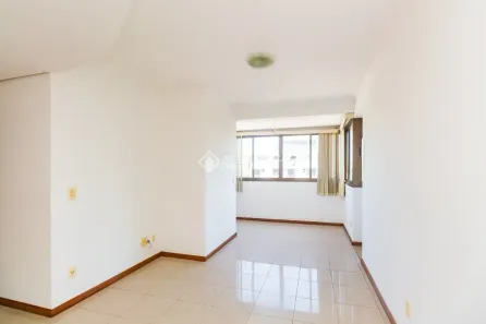 Apartamento com 2 Quartos para alugar, 68m² no Passo da Areia, Porto Alegre