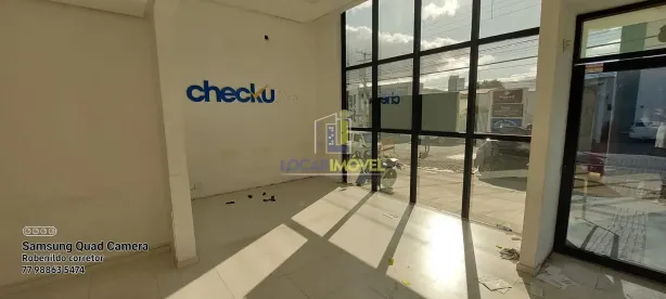 Prédio Comercial para alugar, 200m² no Recreio, Vitória da Conquista