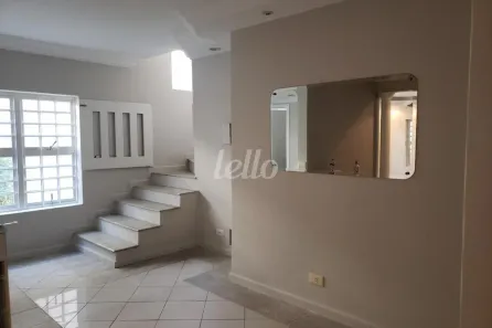 Casa com 3 Quartos à venda, 196m² no Vila Scarpelli, Santo André