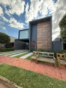Casa de Condomínio com 3 Quartos à venda, 207m² no Estância dos Ipês, Uberaba