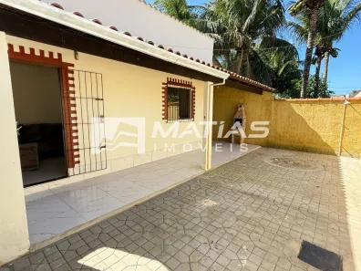 Casa com 3 Quartos para alugar, 90m² no Santa Mônica, Guarapari