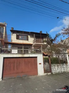 Casa com 4 Quartos à venda, 200m² no Medianeira, Porto Alegre