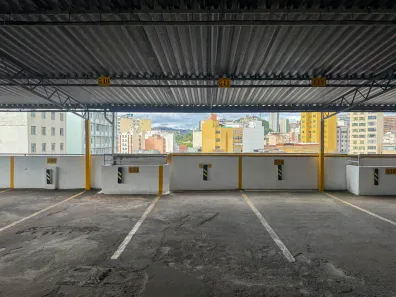 Lote/Terreno à venda, 17m² no Centro, Juiz de Fora