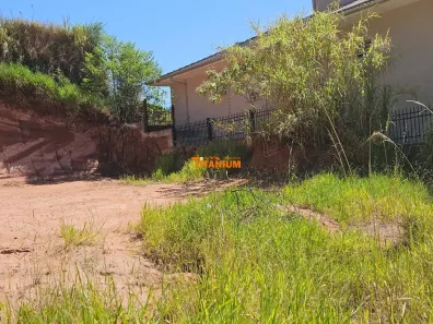 Lote/Terreno à venda, 300m² no Floresta, Estância Velha