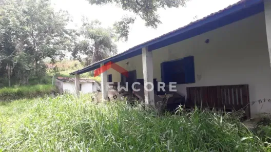 Fazenda/Sítio com 3 Quartos à venda, 700m² no Jardim Nova Ipelândia, Suzano